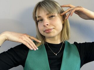 bedroom live sex EmelineBurrough