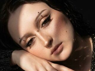 beautiful camgirl EmmaBlissa