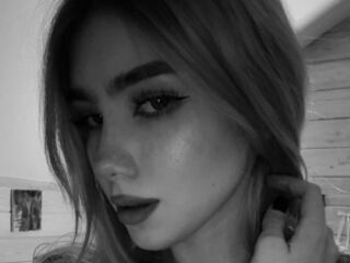 camgirl porn webcam EmmaBlond