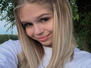 nude web cam EricaVon