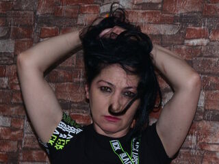 hot cam girl masturbating with vibrator ErikaElvie