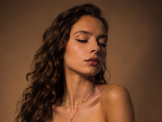 naked camgirl FranLeveille