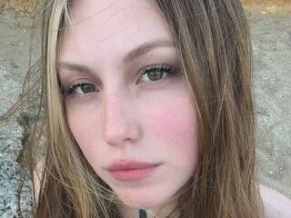 chatroom FriedaJane