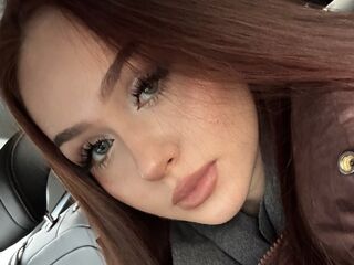 nude webcamgirl pic GearldineClamp