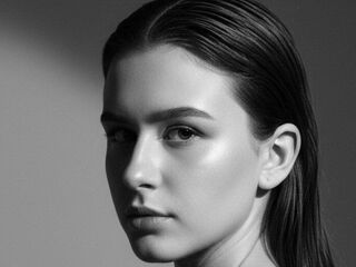 cam girl sexshow HildaBarzey