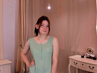 naughty cam girl masturbating HollisCantrill