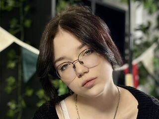 fingering girl HuldaGiovinco