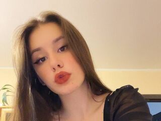 topless cam girl IdaEngleman