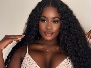 naked camgirl photo IrisDavie