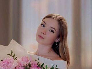 girl naked JaniseServoss