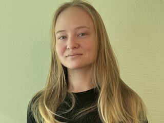 nude webcamgirl picture JeniferFerrarini