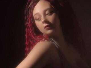 camgirl masturbating with vibrator JennyCharm