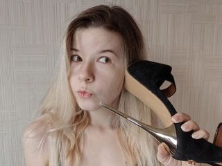 chat room webcam photo JessyDough