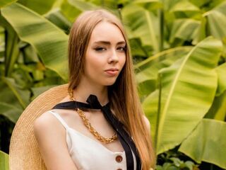 naked webcamgirl photo JettieMecca