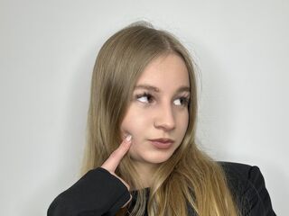 camgirl fingering pussy KatherinCervel