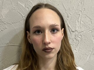 cam girl photo KatrinJons