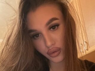 naked webcamgirl video KyraVictorine