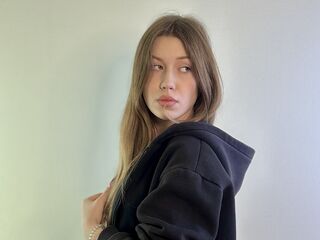 hardcore show LeonilaKesling