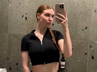 webcamstripper live LessieNunz
