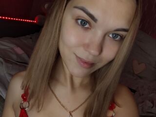 nude camgirl picture LisaSnowy