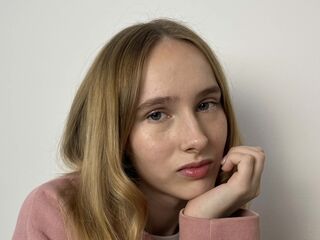 live cam girl pic LisetteMaupredi