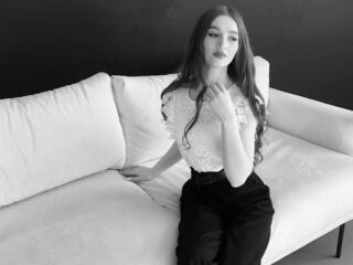 camgirl showing tits LorettaHaines