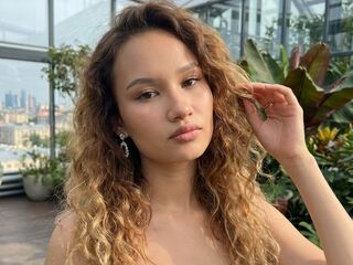 sexy camgirl picture MaliaUcci