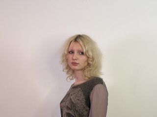 camslut topless MandyZillman