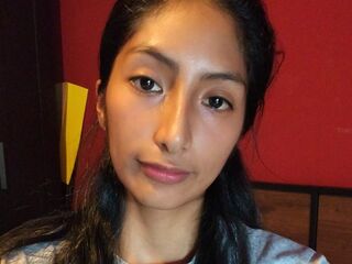 webcam stripper MayraBravo