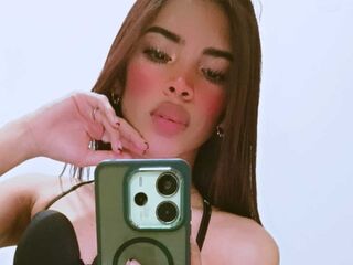 camwhore masturbating with dildo MeliClarck