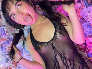 masturbating camgirl MinnieSalem