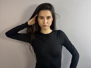 adult chatroom MirelNaomi