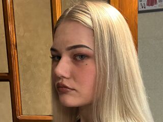 camgirl live porn cam NicolynMoore