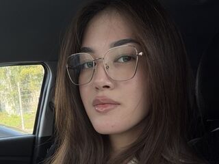 free nude webcam show NikiMyles