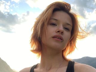 beautiful camgirl NishaRayo