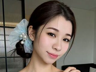 nude camgirl pic QinWeiwei