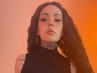 camgirl photo RavenWinx