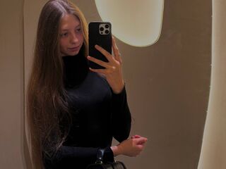fingering cam whore RoxanneSpector
