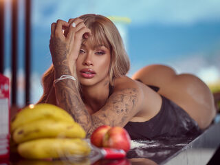 camgirl masturbating with sextoy ScarletThompsone