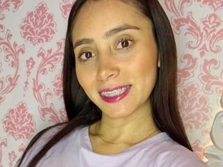 nude web cam ScarlettMills