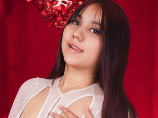 topless camgirl SeleneSkow