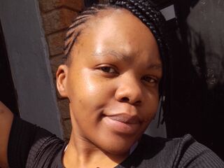 webcamgirl SinethembaZondi
