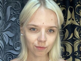 hot strip tease webcam SophiaKims