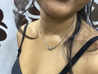 shaved pussy web cam TaraPatel