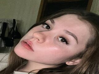 cam chat room UshaNakama