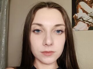 camwhore nude VernaSchusterman