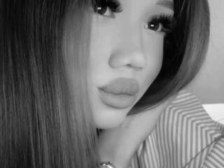 live striptease ZellaRessler